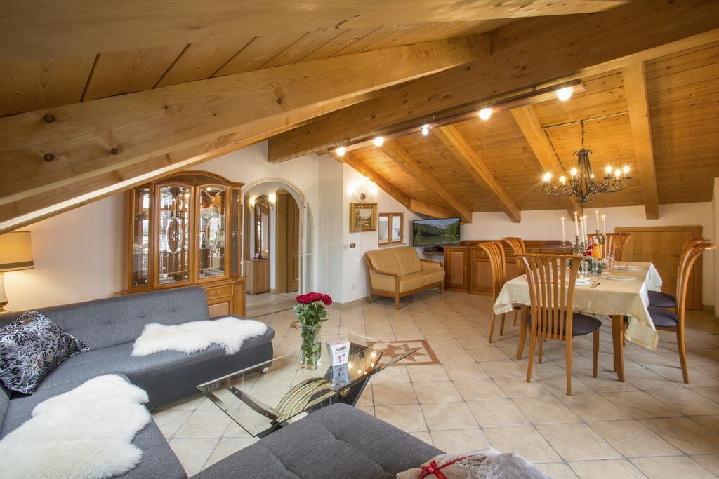 Ferienwohnung Golden Gapa Penthouse 1 Garmisch-Partenkirchen Zimmer foto
